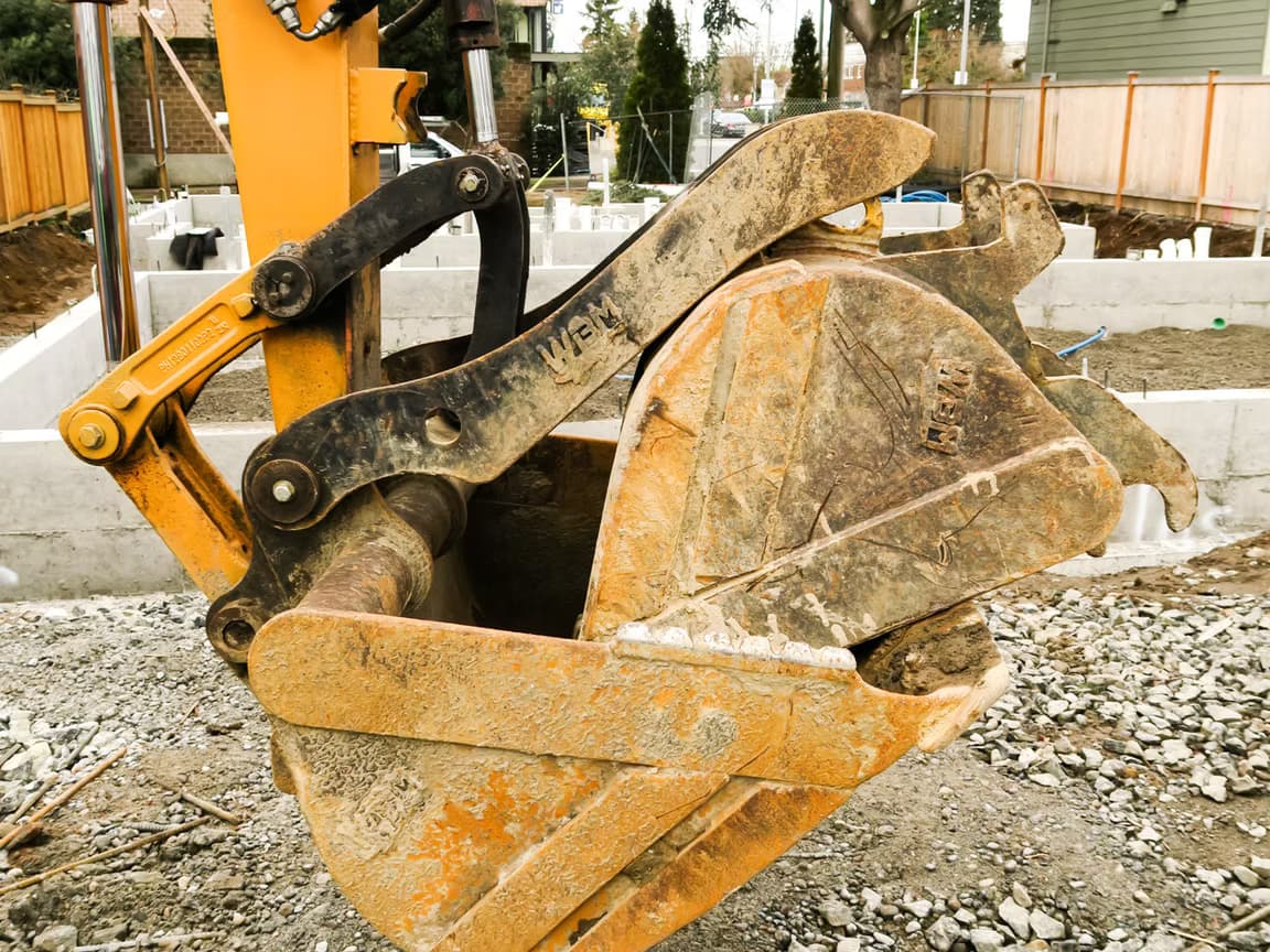 Gravel and aggregate delivery and placement by Ryatt Construction